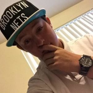 Meet your Posher, Zach